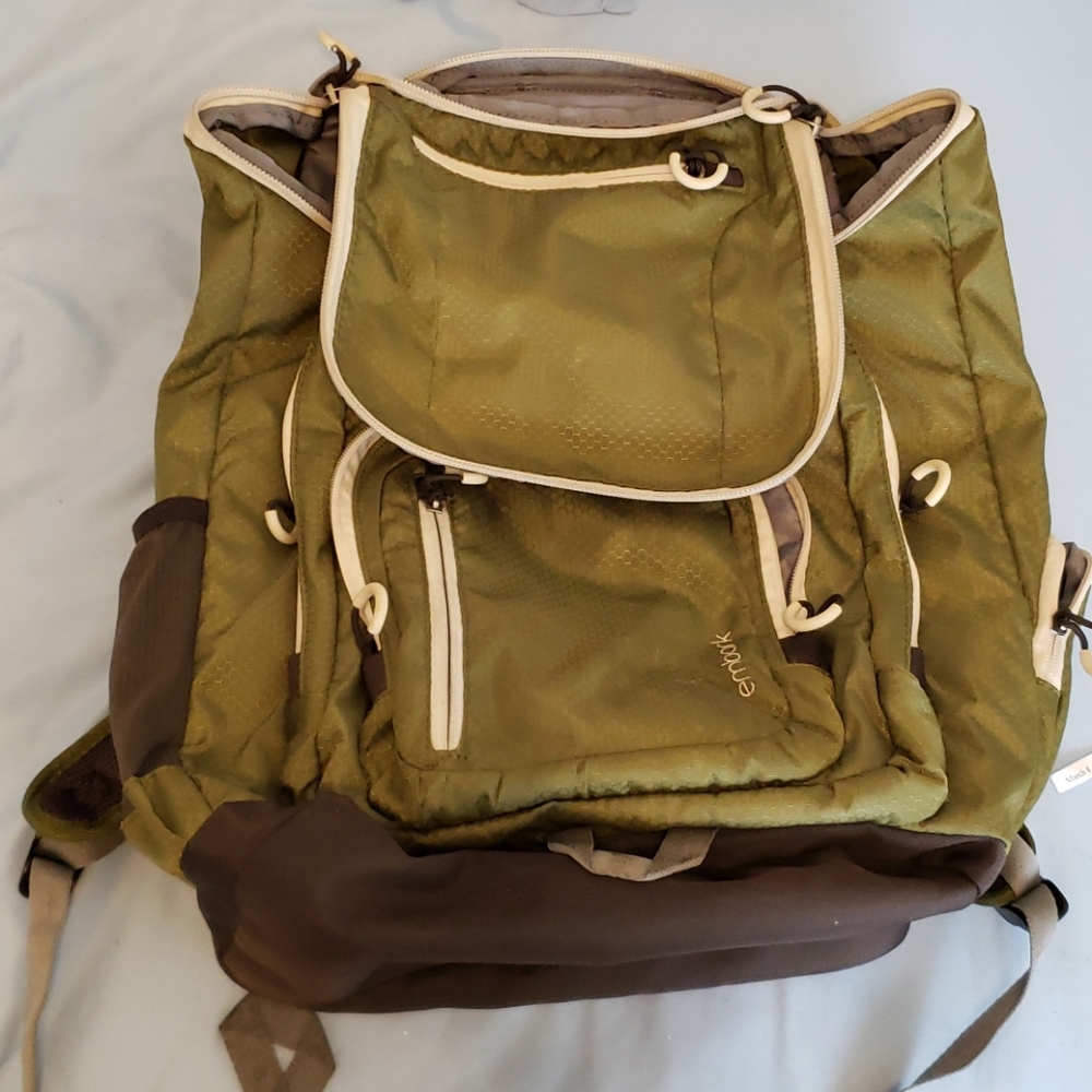 Green Embark bookbag